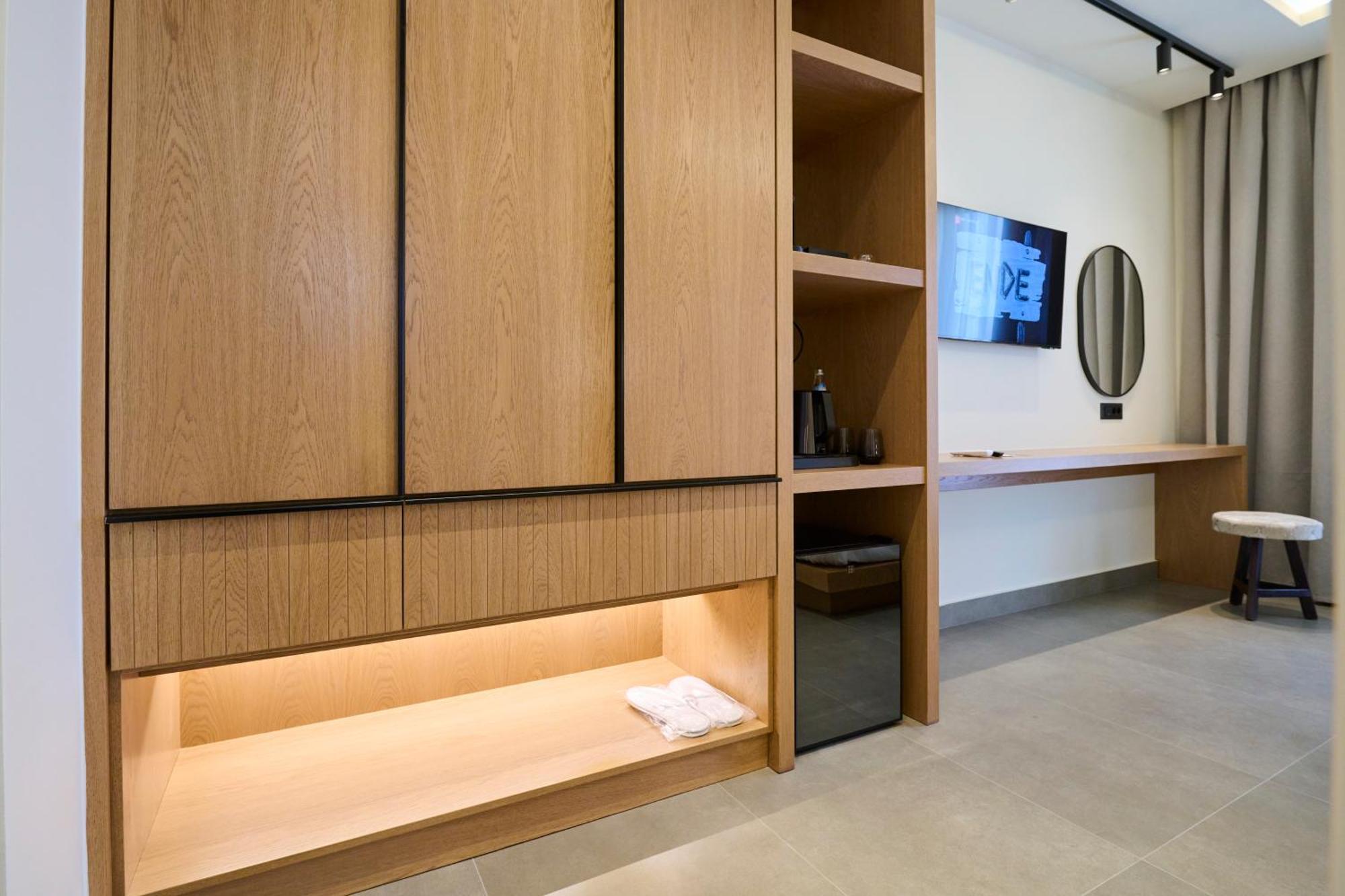 Monarco Executive Rooms Rhodes City 外观 照片